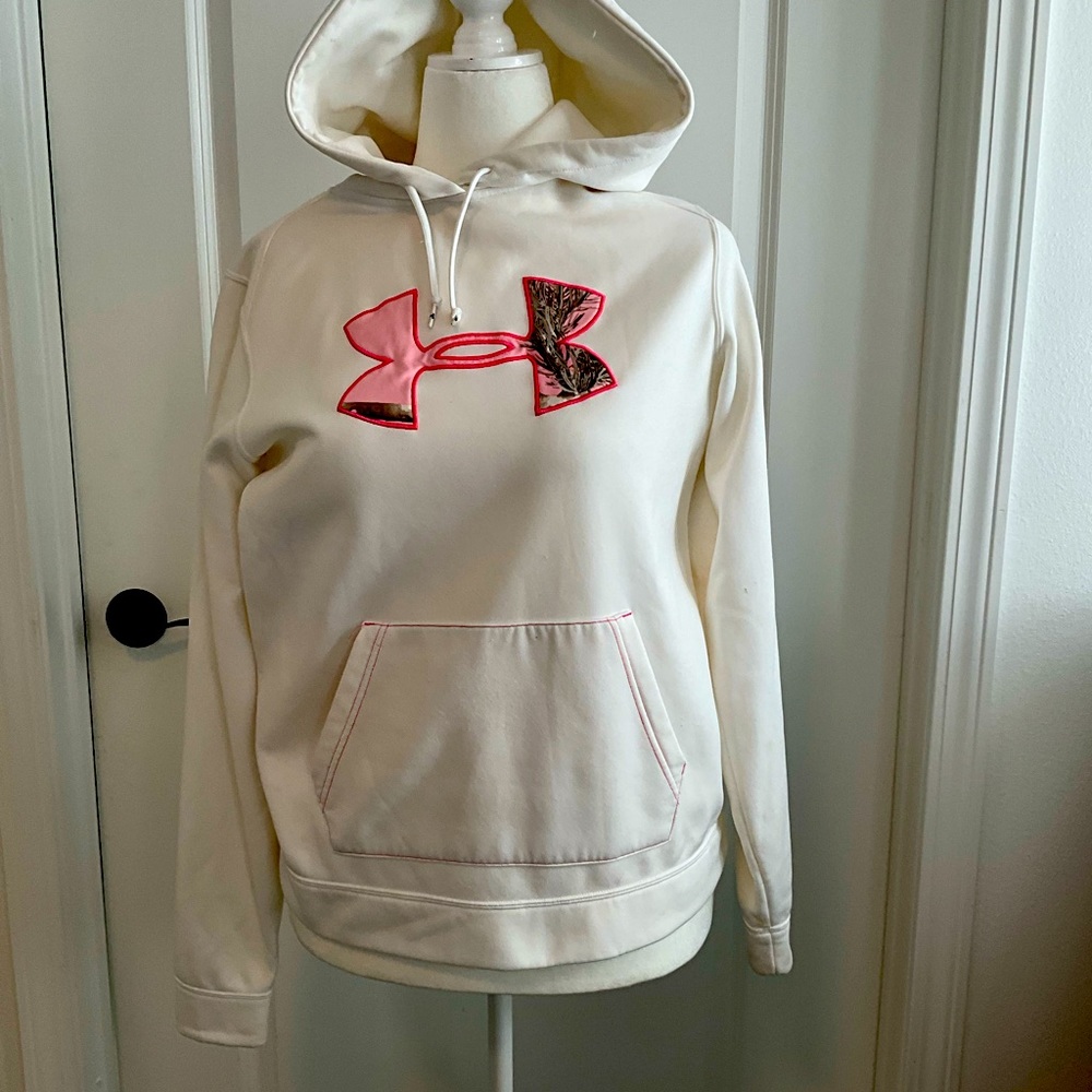 Under Armour Sweatshirt.